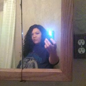 Meet your Posher, Crystal